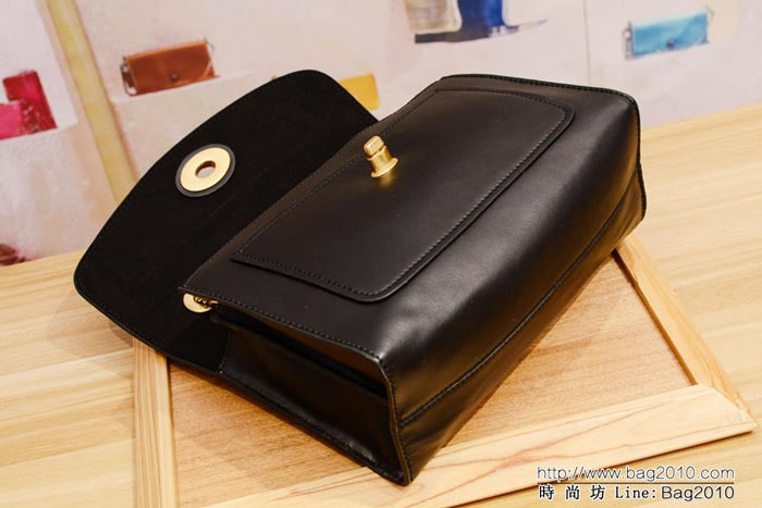COACH蔻馳 26851 新款拼色 鏈條單肩斜挎女包 光面羊皮 內裏全反毛皮  Chz1023